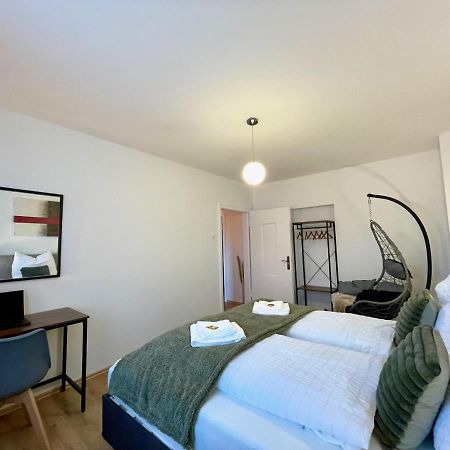 Downtown Apartment By Ninja Spaces - Kingsize-Bett, Kueche, Netflix, Terrasse 부퍼탈 외부 사진