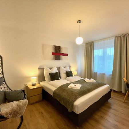 Downtown Apartment By Ninja Spaces - Kingsize-Bett, Kueche, Netflix, Terrasse 부퍼탈 외부 사진