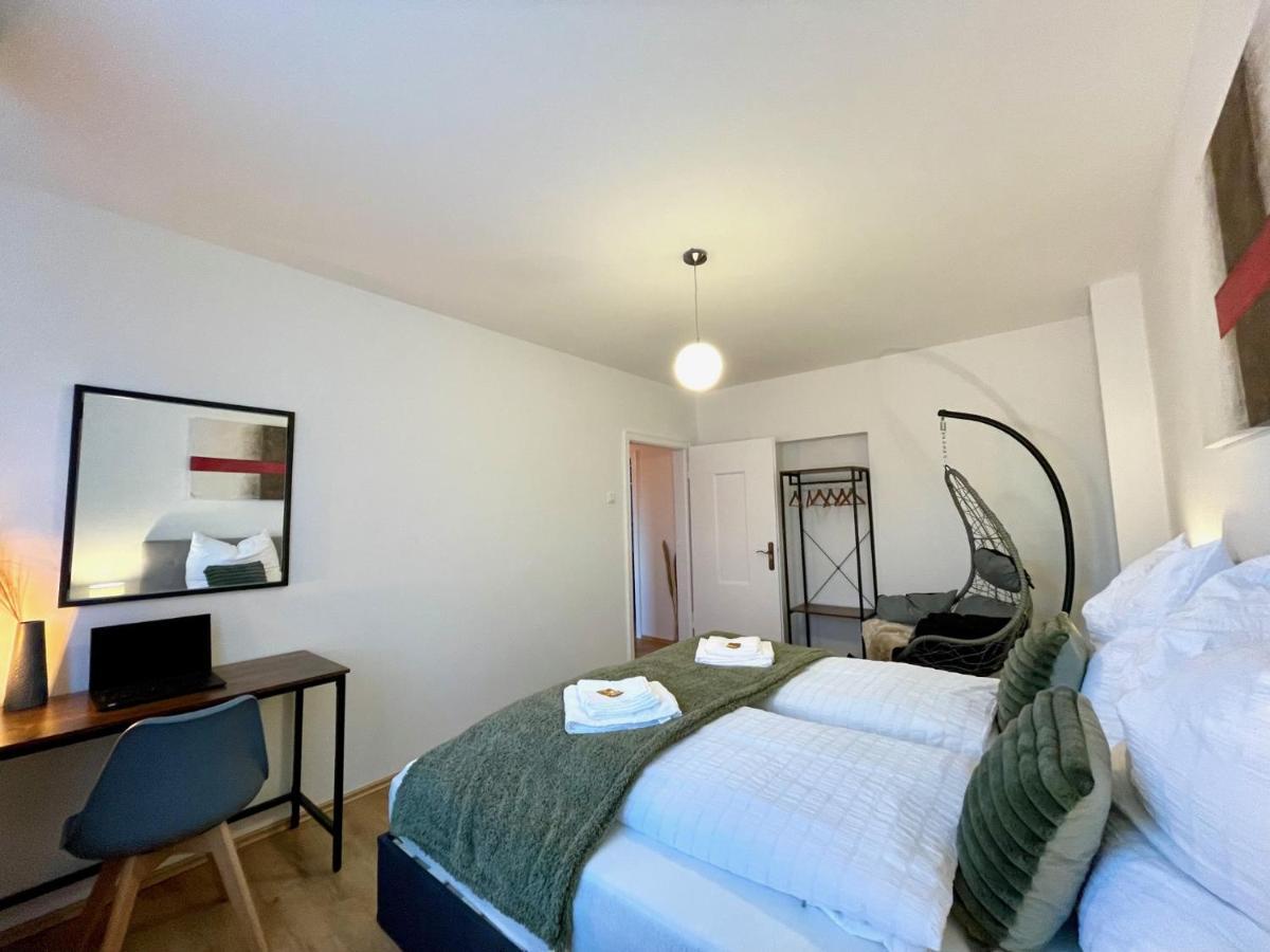 Downtown Apartment By Ninja Spaces - Kingsize-Bett, Kueche, Netflix, Terrasse 부퍼탈 외부 사진