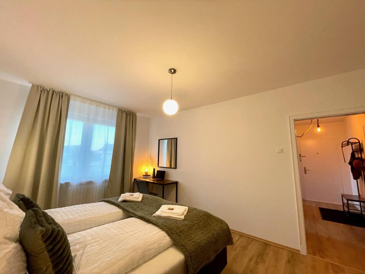 Downtown Apartment By Ninja Spaces - Kingsize-Bett, Kueche, Netflix, Terrasse 부퍼탈 외부 사진