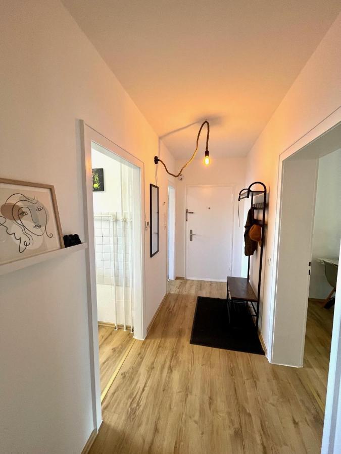 Downtown Apartment By Ninja Spaces - Kingsize-Bett, Kueche, Netflix, Terrasse 부퍼탈 외부 사진