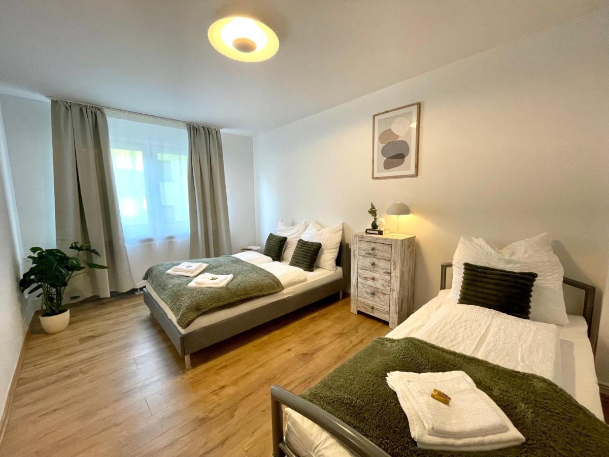 Downtown Apartment By Ninja Spaces - Kingsize-Bett, Kueche, Netflix, Terrasse 부퍼탈 외부 사진