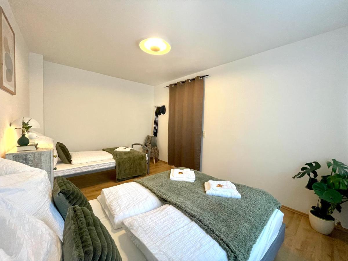 Downtown Apartment By Ninja Spaces - Kingsize-Bett, Kueche, Netflix, Terrasse 부퍼탈 외부 사진